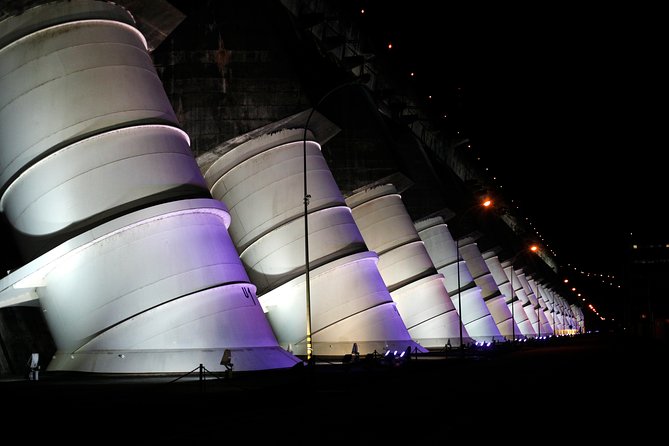 Itaipu Iluminated - Language: the most important practical warning