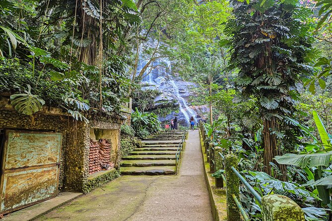 Jeep'n'Culture: Rocinha Favela and Tijuca Rainforest Tour - Rocinha brings the cultural side of Rio into focus