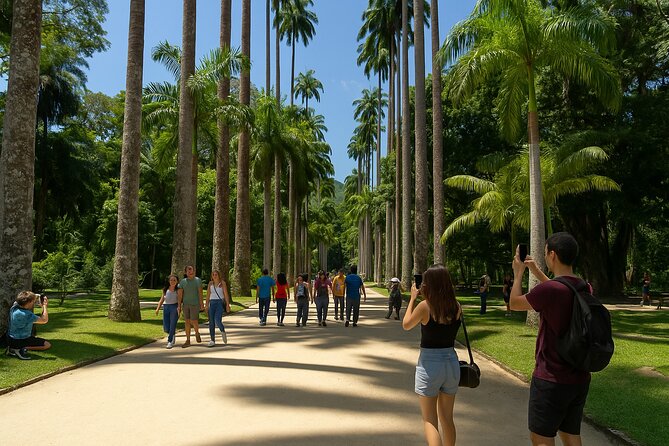 Jeep Tour Botanic Garden and Tijuca Rainforest - A short rainforest walk in Tijuca National Park