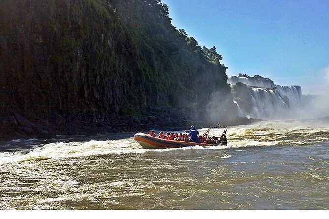 Macuco Safari Boat Trip - Expect a complete soaking