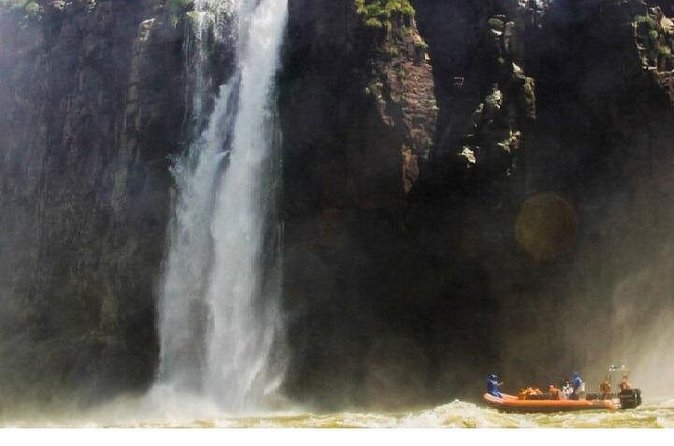 Macuco Safari Boat Trip - Timing, meeting point, and group size