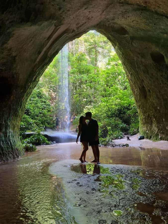 Manaus: Amazon Waterfalls Day Trip with Lunch - Refúgio do Maroaga Cave: the day’s signature stop