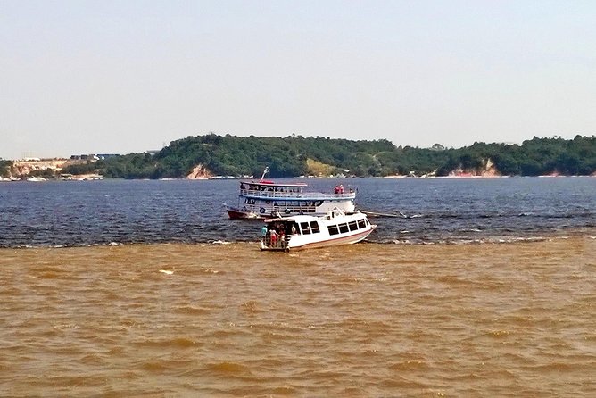 Meeting of the Waters and Amazonas Opera House - Half Day Tour - From the industrial port to the Meeting of the Waters