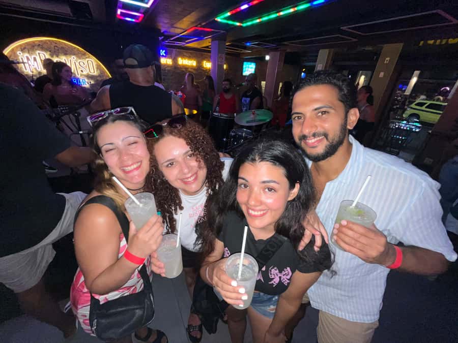 More than a Pub Crawl: An Authentic Night Experience in Rio - The guides are the real strength