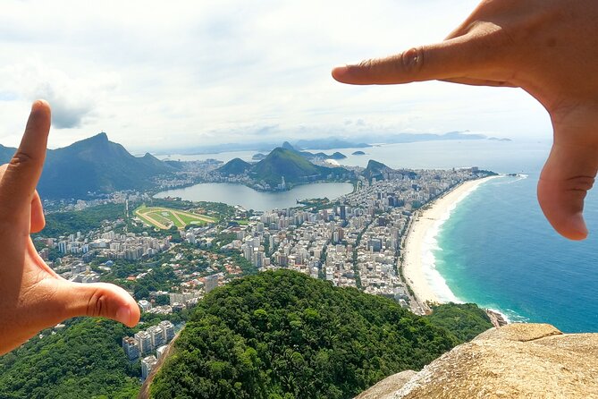 Morro Two Brothers Trail, during the day and sunset in Vidigal - A 1.5-kilometer climb through the forest
