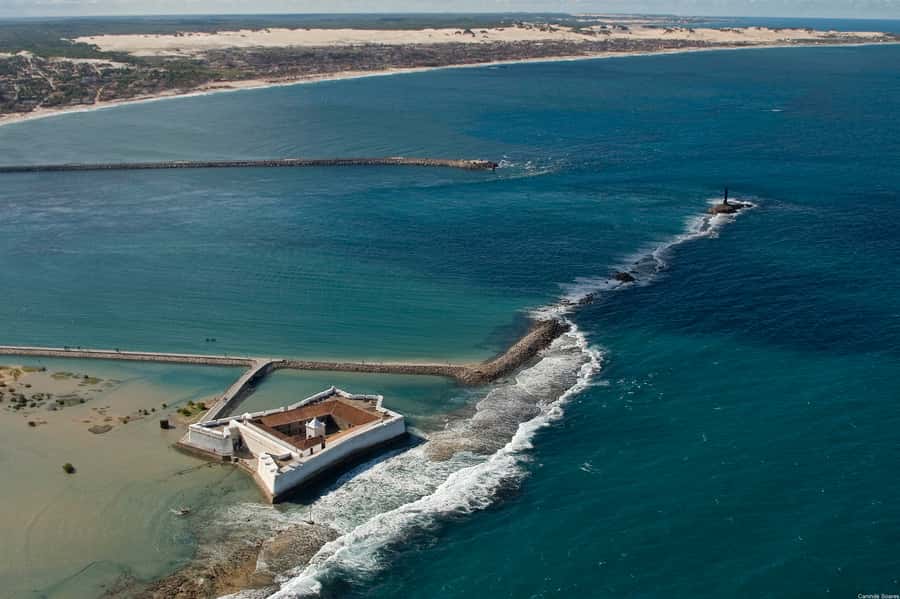 Natal and South Coast Full-Day City and Beach Tour - Transportation, language, and pace