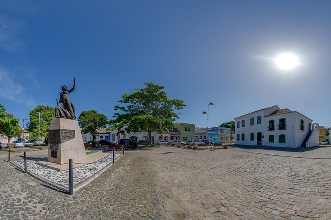 NATURAL AND CULTURAL LAGUNA- Santa Marta Lighthouse, Botos Pescadores and Anita Garibaldi - Lunch beside the Barra Channel
