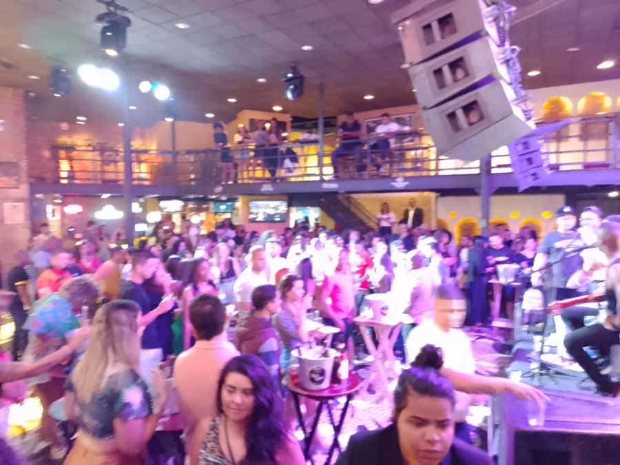 Night life tour in sao Paulo - Who will get the most from this experience