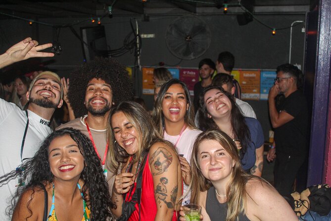 Night Walking Tour through the Bars of São Paulo - Xiu! Bar: samba gives the route a Brazilian center