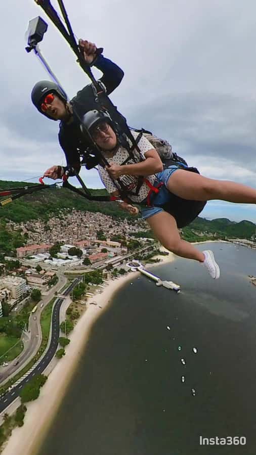 Niterói: Paragliding Experience with GoPro Photos and Video - The safety briefing and equipment check