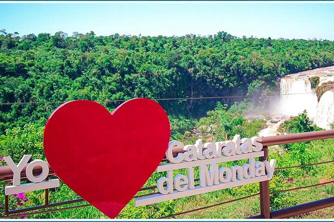 Paraguay Experience, Salto Monday, Marco 3 Fronteiras and Itaipú - Two hours for shopping in Paraguay