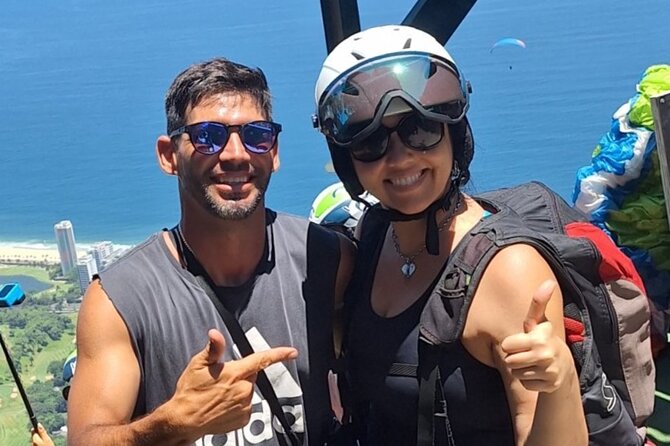 Parapente Rio de Janeiro - Taking off above São Conrado