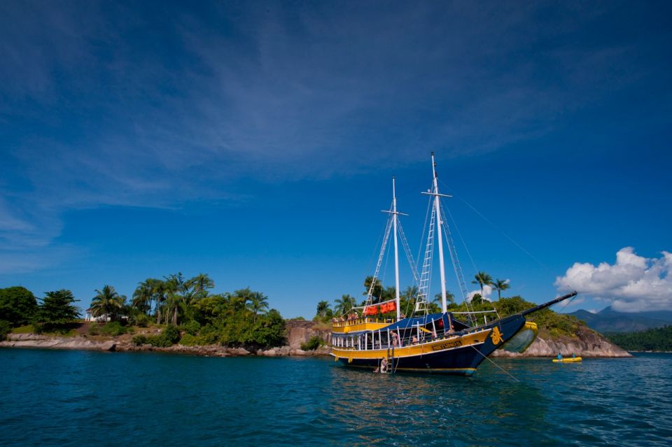 Paraty Bay: Islands & Beaches Boat Tour with Snorkeling - Weather, timing, and what to pack