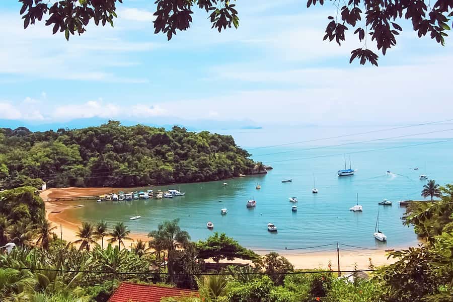 Paraty: Schooner Boat Tour with Beaches and Snorkeling - Snorkeling, coral, and the limits of the water time