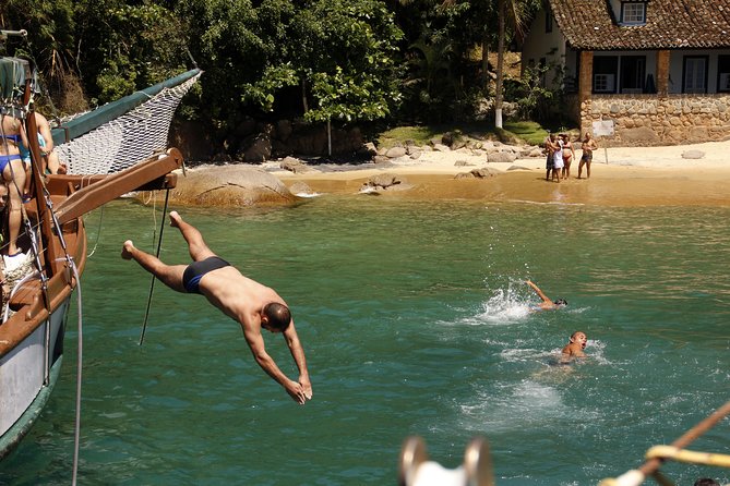 Paraty Schooner Cruise and Snorkeling Tour - Four swimming stops, chosen with the tide