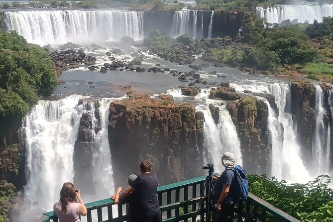 PARTICULAR TOUR of 2 days in the Iguassu Falls side BRA and ARG - Lunch and the Optional Boat Ride