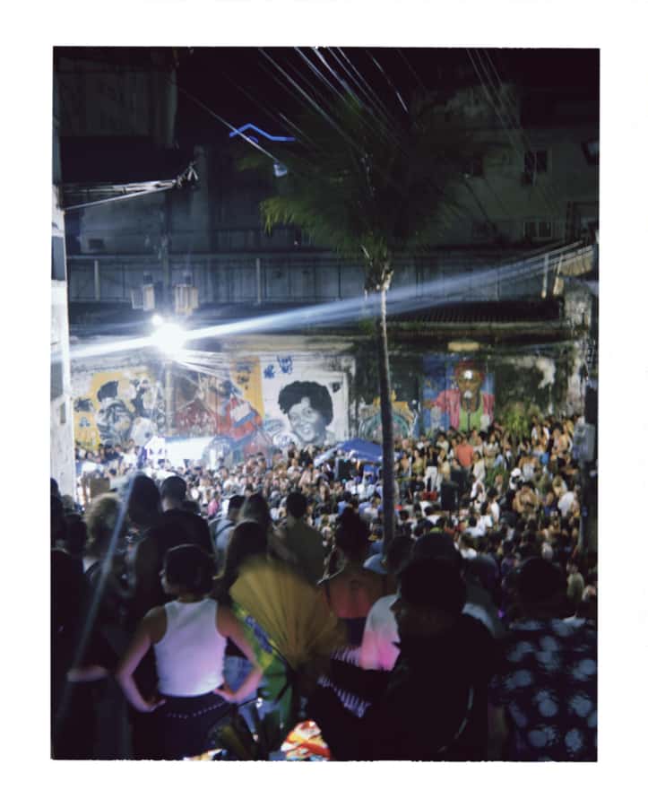 Pedra do Sal: Live Samba Night with Local Guide & Drink - What the guides add
