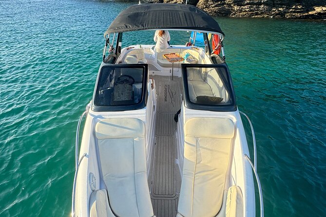 Private Boat Tour through the beautiful beaches and islands of Búzios - Weather, timing, and practical planning