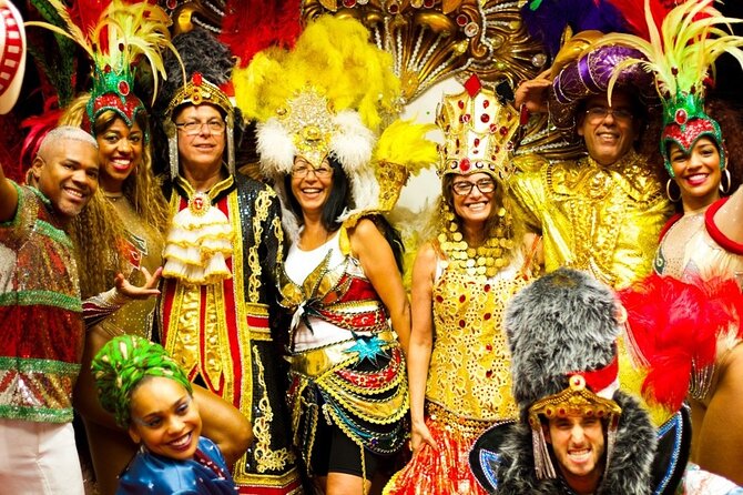 Private Carnaval Experience with Pickup: Carnival backstage, Drink, Samba & more - Finishing with a Brazilian caipirinha