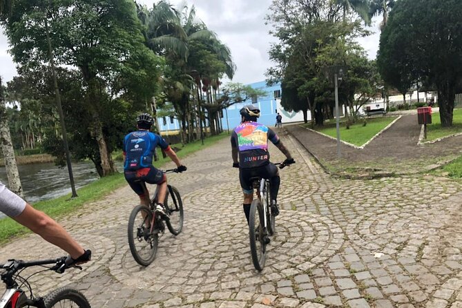 Private Cycling Tour to Morretes - via Estrada da Graciosa / including transfer from Curitiba - Why this Curitiba to Morretes route is worth your day