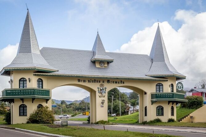 Private Premium Transfer from Porto Alegre to Gramado or Canela - Key points before you book