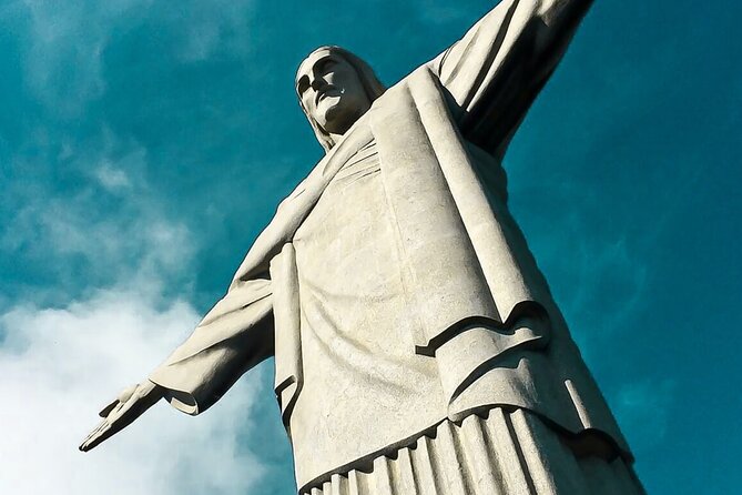 Private Rio Tour: Christ the Redeemer & Sugar Loaf Essentials - The Royal Portuguese Reading Room in 15 minutes
