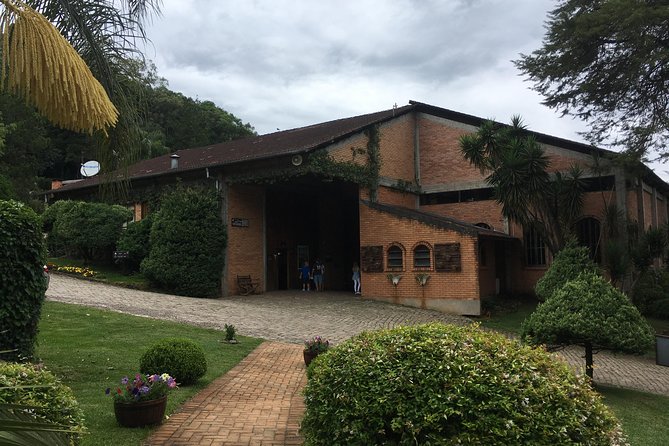Private Tour Cave Geisse + 2 Wineries from Pinto Bandeira RS - Key points at a glance