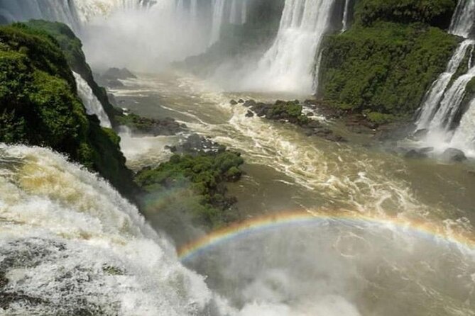 Private tour of Iguacu Falls Brazil and Argentina 1 day. - Why seeing both sides makes sense