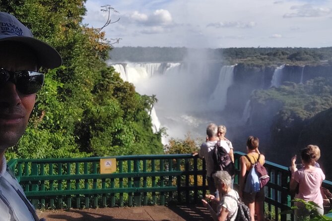 Private Tour of Iguazu Falls Brazilian Side with Pick up - The private vehicle and small-group advantage