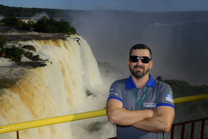 Private tour on the Argentinean waterfalls - Riding the ecological train to the main trails