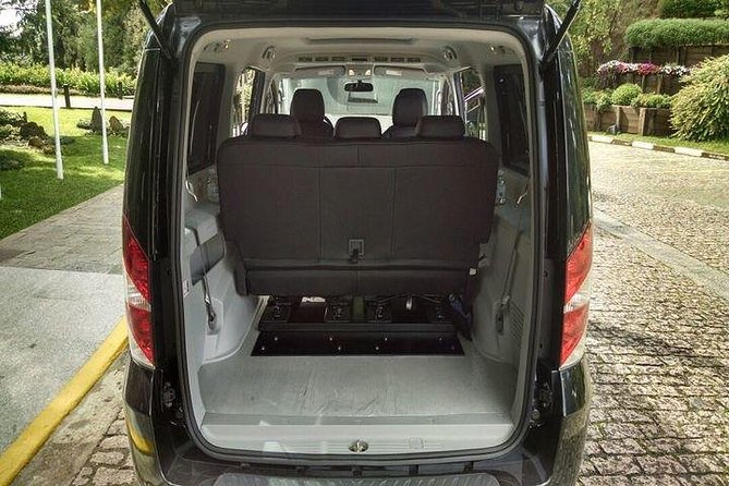 Private Transfer: From GIG Airport to Rio Hotels (Up to 15 People - The Drivers and Customer Care