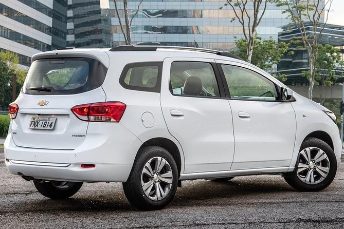 Private transfer Minivan from GIG Rio Galeao airport up to 6 pax to Buzios - Luggage is the biggest question mark