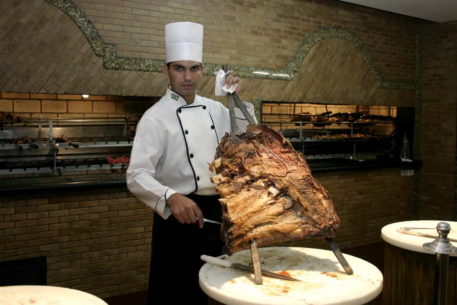 Rafain Palace: Barbecue Dinner Show - Why the Four-Hour Length Works
