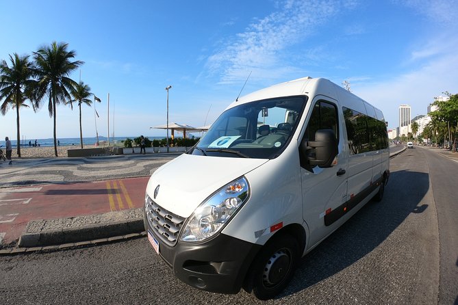 Regular Transfer Airports x Angra dos Reis - Meeting the van at Galeão International Airport