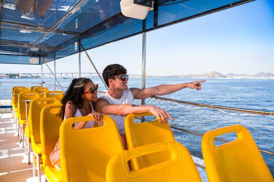 Rio: Boat Tour of Guanabara Bay - Morning Light or Sunset Timing