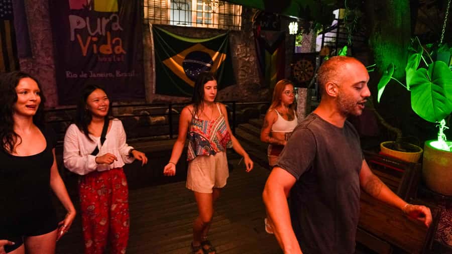 Rio: Caipirinha Workshop and Samba Class - Who should book this Copacabana night?