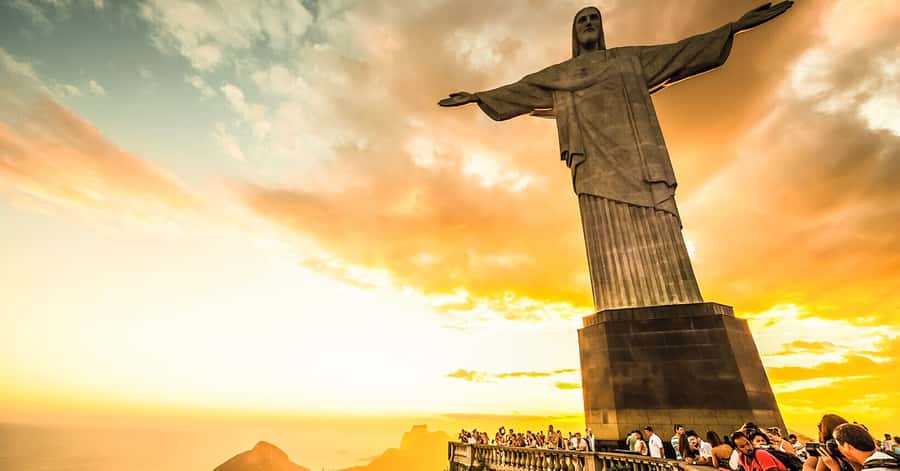 Rio de Janeiro: 6-Stop Highlights of Rio with Lunch - Christ the Redeemer above Rio