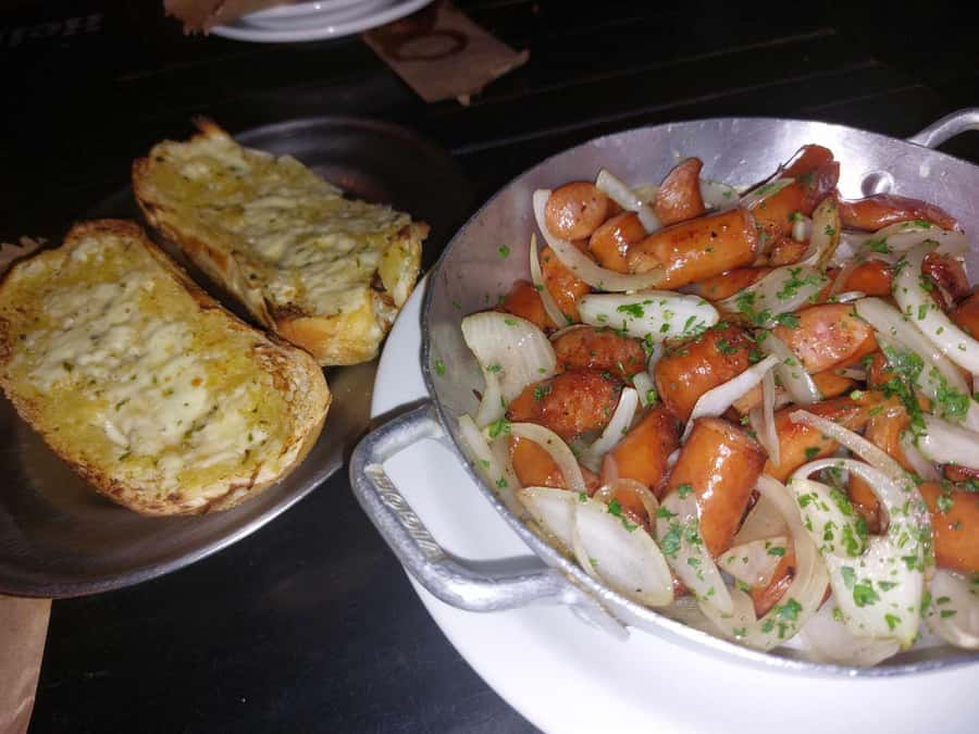 Rio de Janeiro: Barra da Tijuca Walk & Food Tour with Drinks - Cost, tipping, and what you actually receive