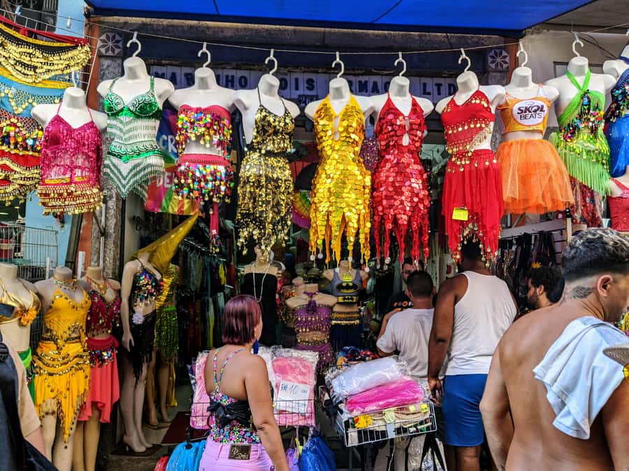 Rio de Janeiro: Be a true Rio's local for a day - Tour - Starting with a caipirinha