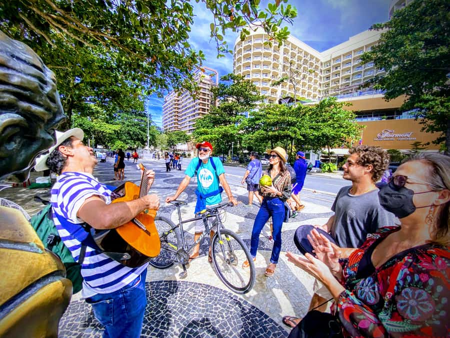 Rio de Janeiro: Bossa Nova Walking Tour with Guide - Cantagalo and Praça General Osório