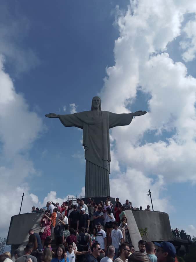 Rio de Janeiro: Christ Redeemer + Sugar Loaf & more + Lunch - Starting the day in Rio’s central neighborhoods