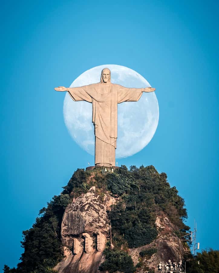 Rio de Janeiro: Christ the Redeemer Ticket - Riding the oldest tourist railway in Brazil
