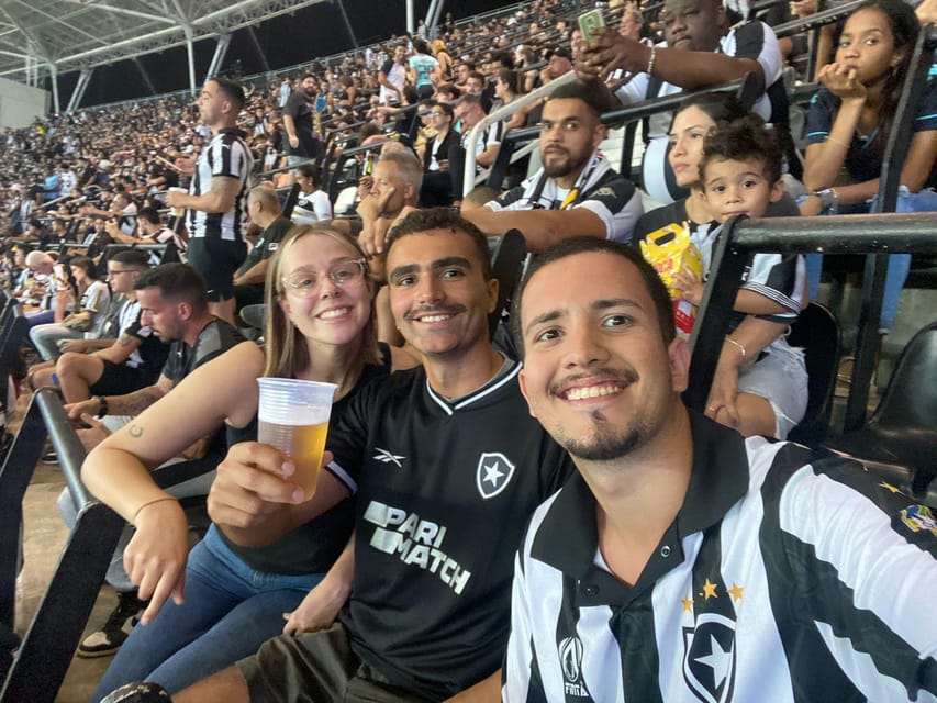 Rio de Janeiro: Enjoy a Botafogo soccer game with Locals - Who will enjoy this most