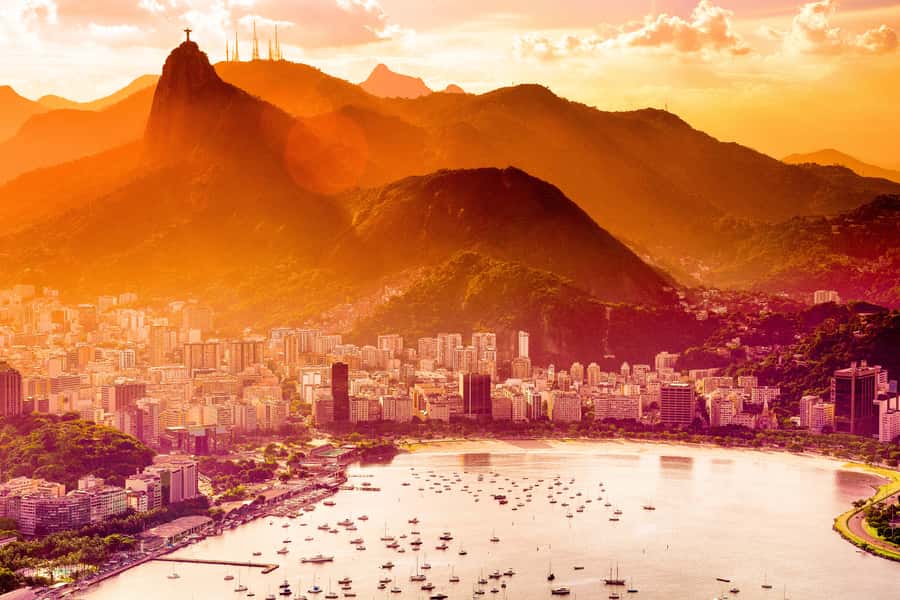 Rio de Janeiro Full-Day Sightseeing Tour - Maracanã and the Sambadrome from the minivan