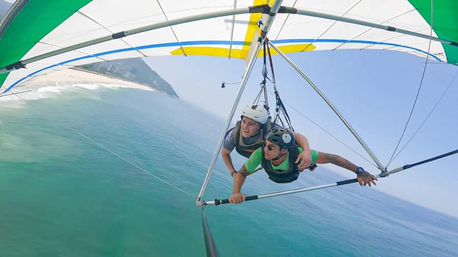Rio de Janeiro: Hang Gliding or Paragliding Flight - Why flying over Rio feels different