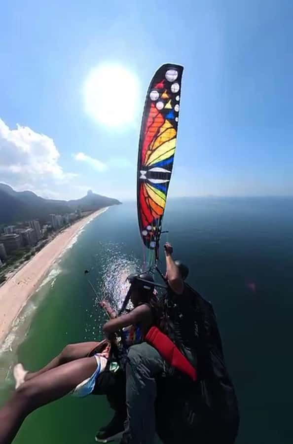 Rio de Janeiro: Hang Gliding or Paragliding Flight - The flight over forest, mountains, and coast