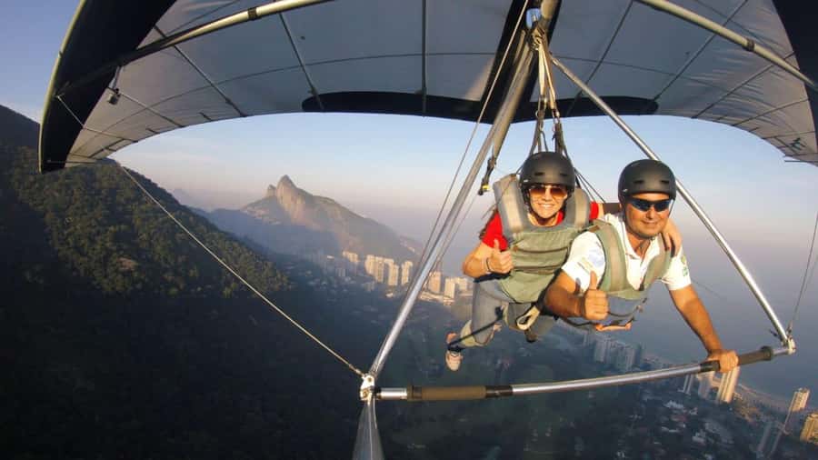 Rio de Janeiro: Hang Gliding or Paragliding Flights - Choosing between hang gliding and paragliding