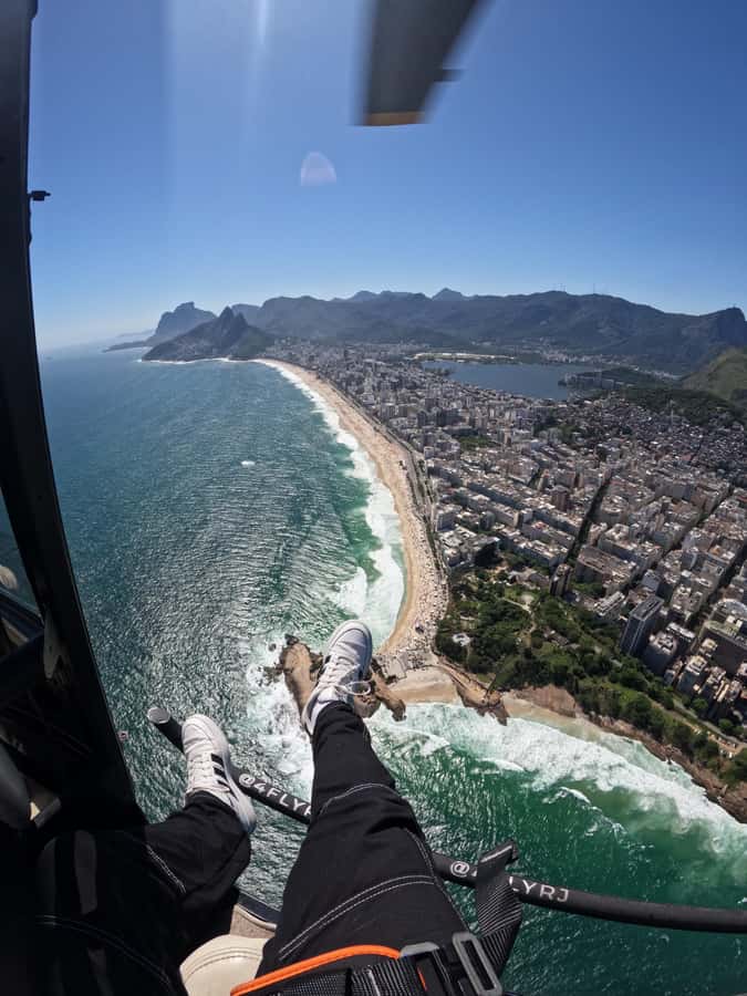 Rio de Janeiro: Helicopter Tour - Weather, timing, and the small risks