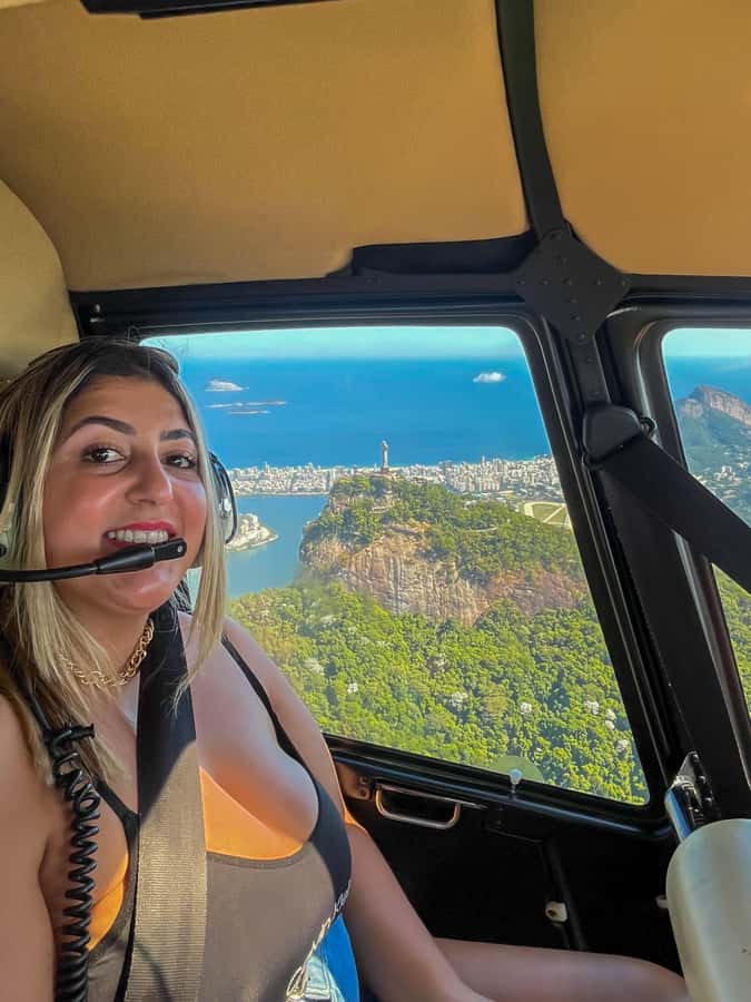 Rio de Janeiro: Helicopter Tour with an unforgettable view - The Christ the Redeemer photo stop