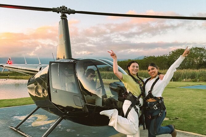 Rio de Janeiro Helicopter Tour without Doors - Tijuca Forest and the approach to Corcovado